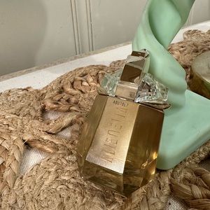 100% authentic Thierry Mugler Alien Goddess perfume 1oz